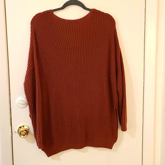 Mauve Sweater - Picture 2 of 3